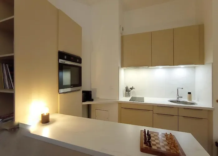 Apartment T2 45m2 Rdc Au Coeur Du Vieux *