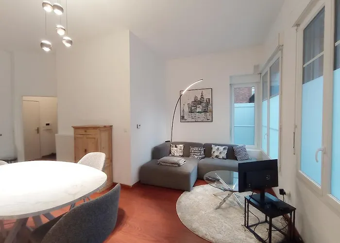 Appartement T2 45m2 Rdc Au Coeur Du Vieux